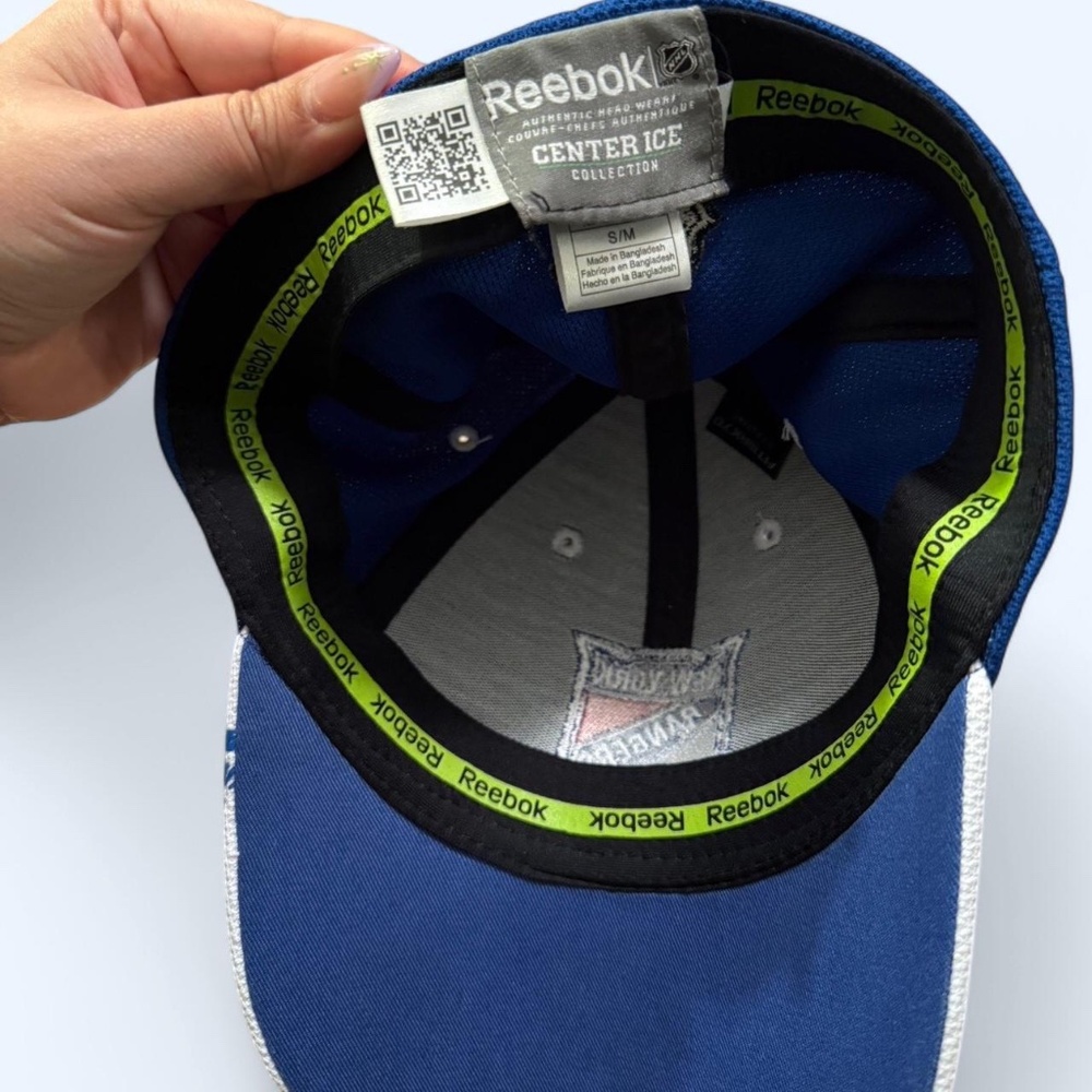 New York Rangers Reebok snapback hat - Picture 3 of 3